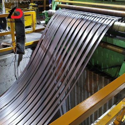 S235jr St37 Warmgewalste stalen band 100 mm breedte voorgeverfde geperforeerde metalen band