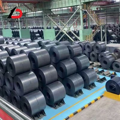 China Warmgewalste koolstofstaal spoel ASTM A36 A53 Q235 Q345 Staal spoelen 5mm 10mm 15mm Dikte Op maat gemaakte strook spoel voor industriële productie