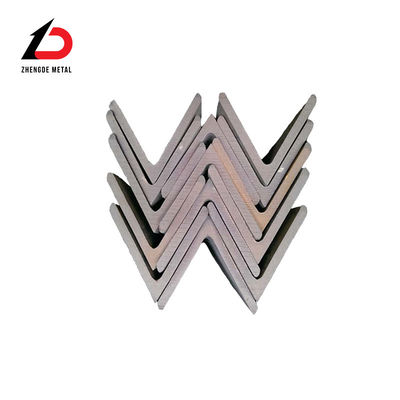 Warmgewalste hoekbalk van koolstofstaal ASTM A36 A53 Q235 Q345 aangepaste lengte