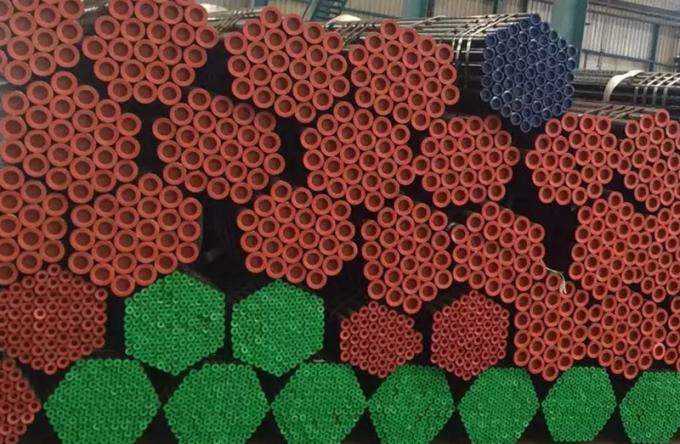 Goede kwaliteit ASTM A106 / API 5L Sch 40 Sch 80 Sch120 Zwart geschilderd naadloos stalen buis Carbon Steel Pipeline Prijs 4